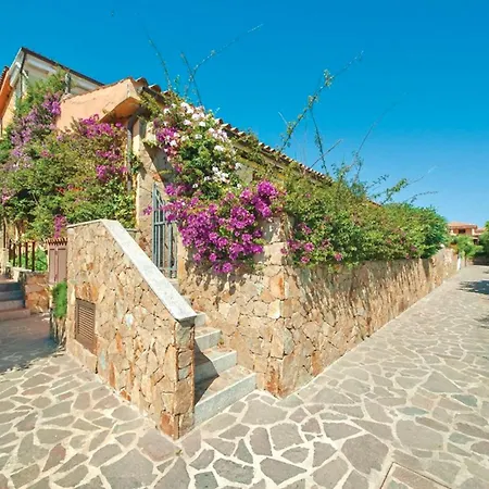 6 Beds In Marinella With Sea View Apartman