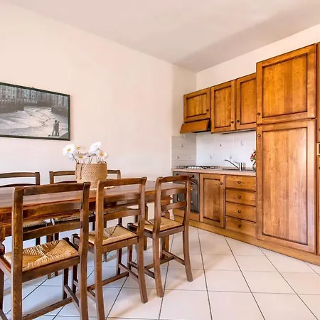 Apartament 6 Beds In Marinella With Sea View *